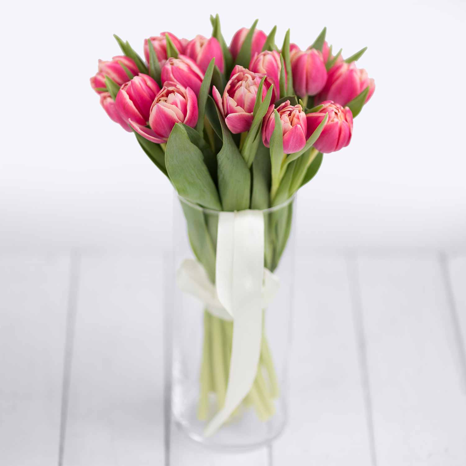 Букет из 19 пионовидных тюльпанов Коламбусс - Купить цветы