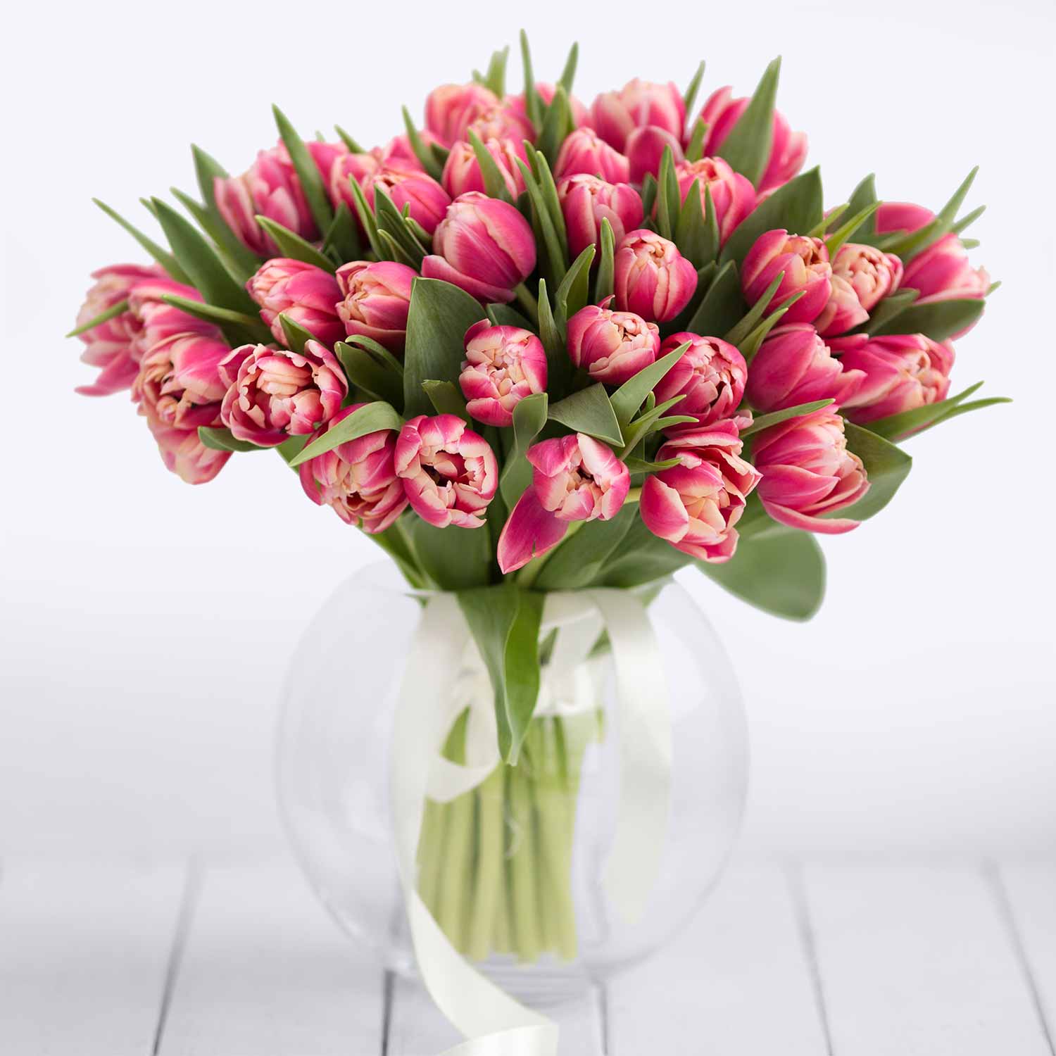 Букет из 41 пионовидного тюльпана Коламбусс - Купить цветы