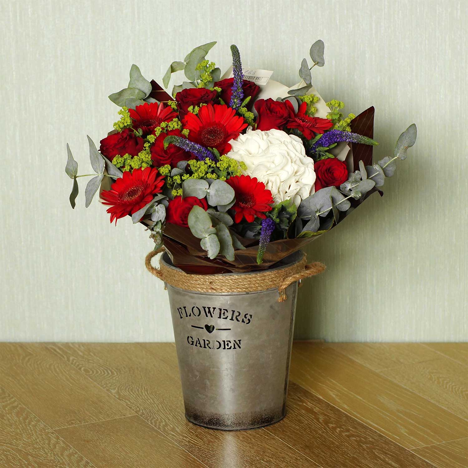 Гортензии, герберы и розы в осеннем букете "Моменто" - Купить цветы