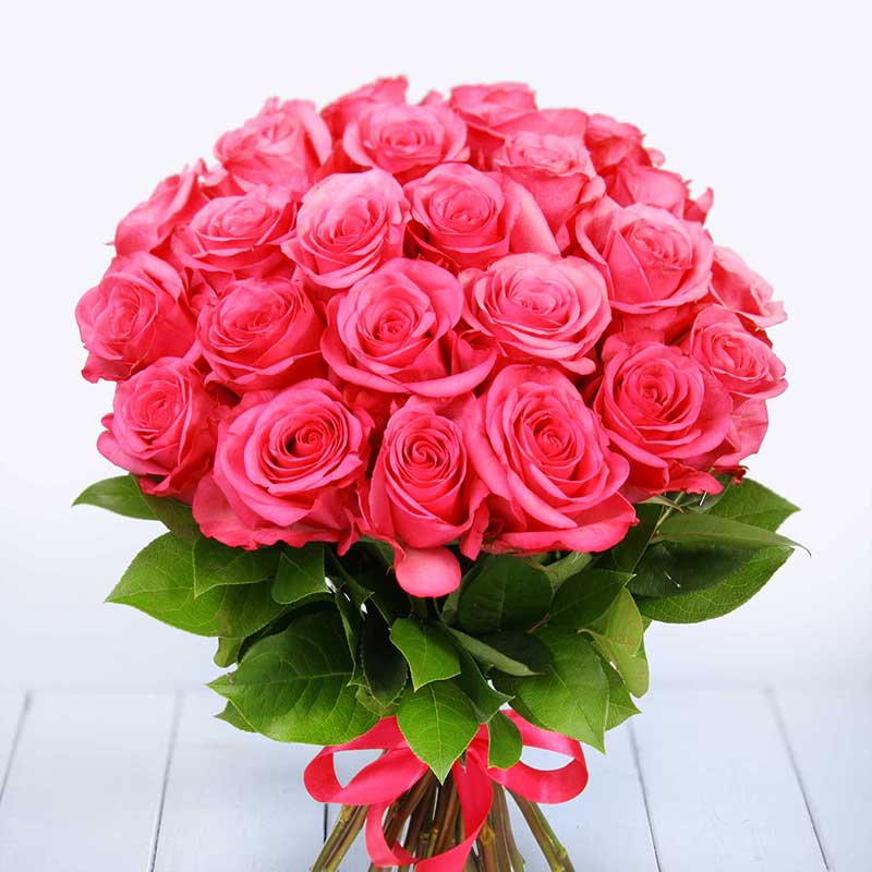 Недорогие букеты. 25 роз Топаз 60 см - Купить цветы