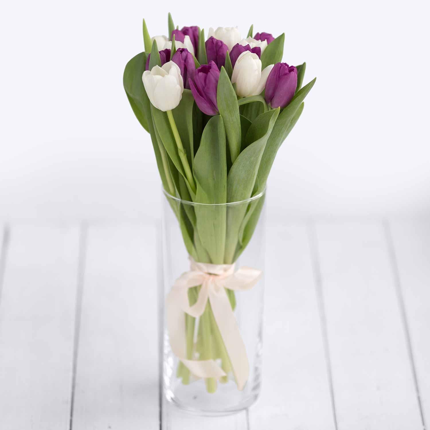 Букет из 15 тюльпанов Микс Ай Лап - Купить цветы