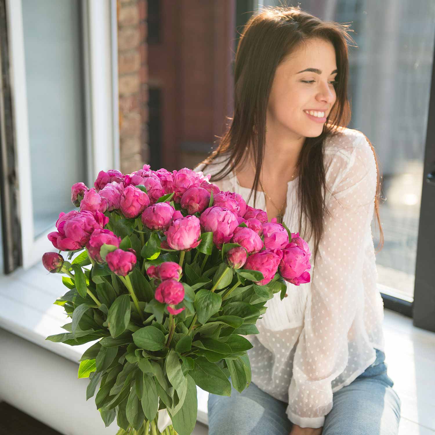 Розовые пионы поштучно - Купить цветы