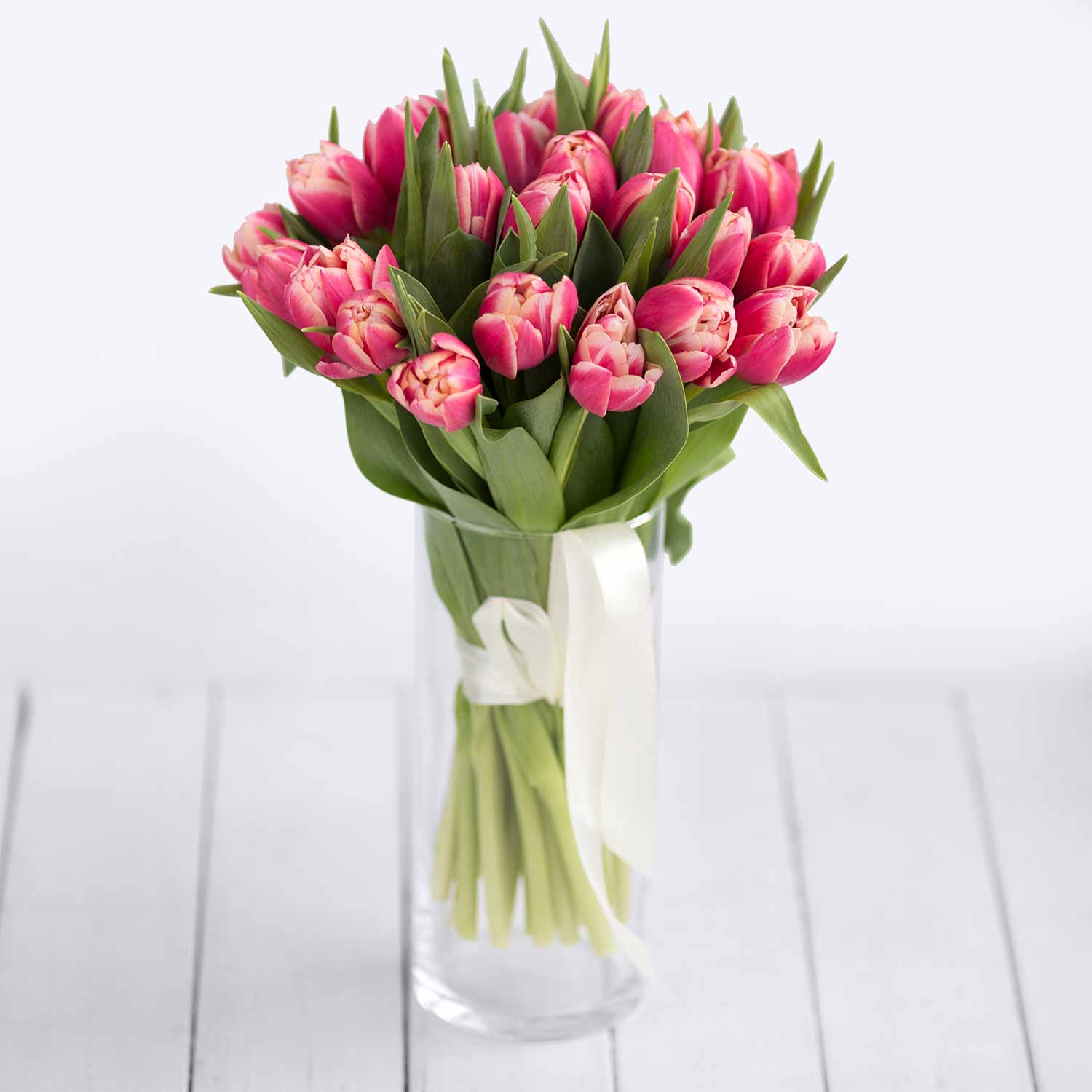 Букет из 31 пионовидного тюльпана Коламбусс - Купить цветы