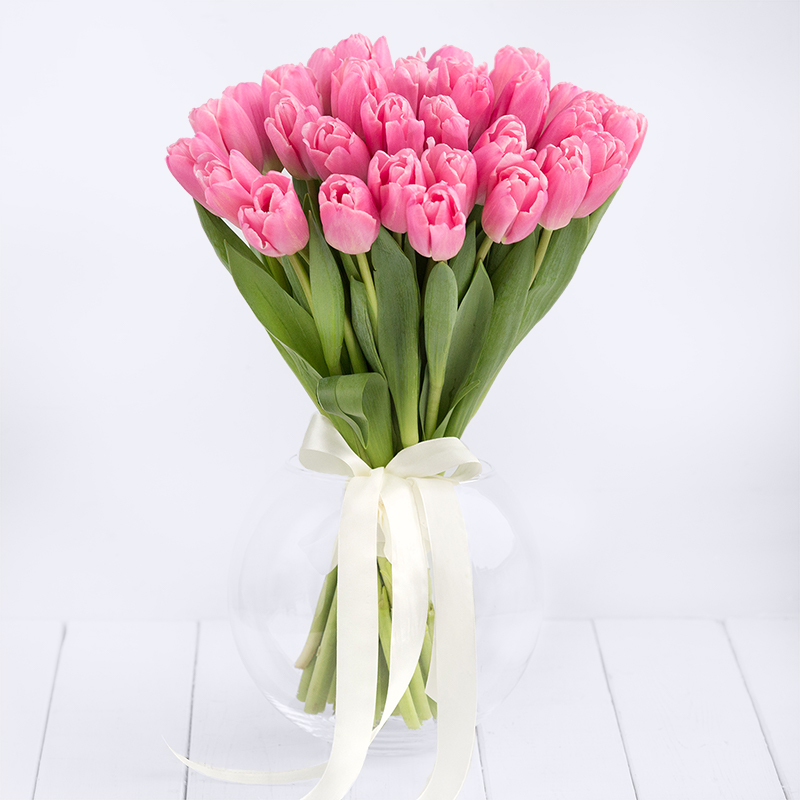 Недорогие букеты. Букет из 31 розового тюльпана - Купить цветы