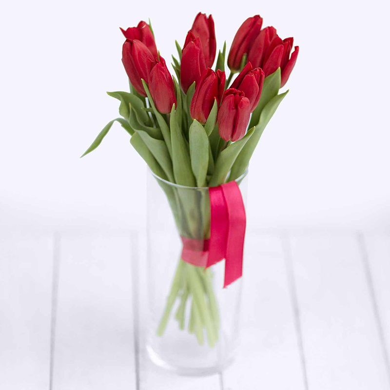 Тюльпаны поштучно. Букет из 11 красных тюльпанов - Купить цветы