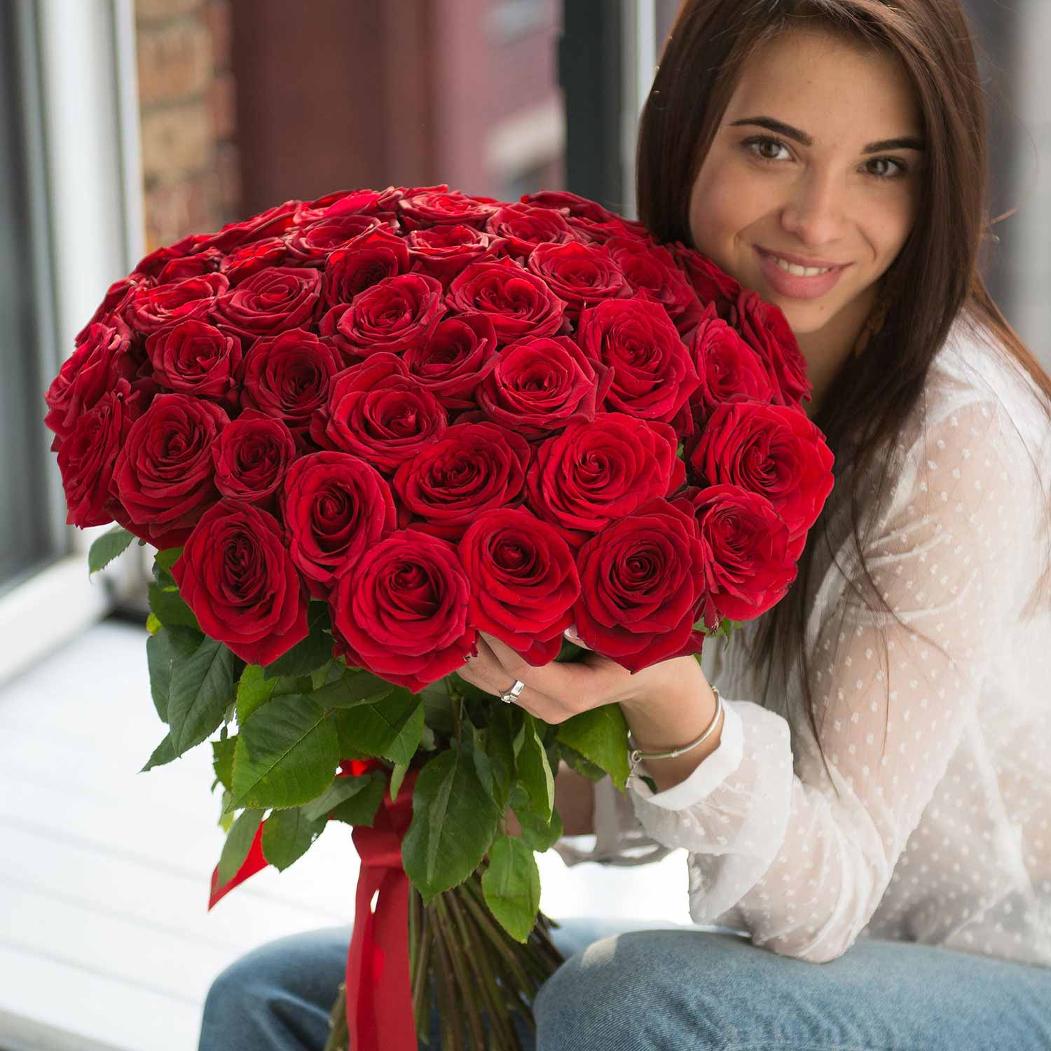 Купить красные розы поштучно купить цветы рассаду в москве