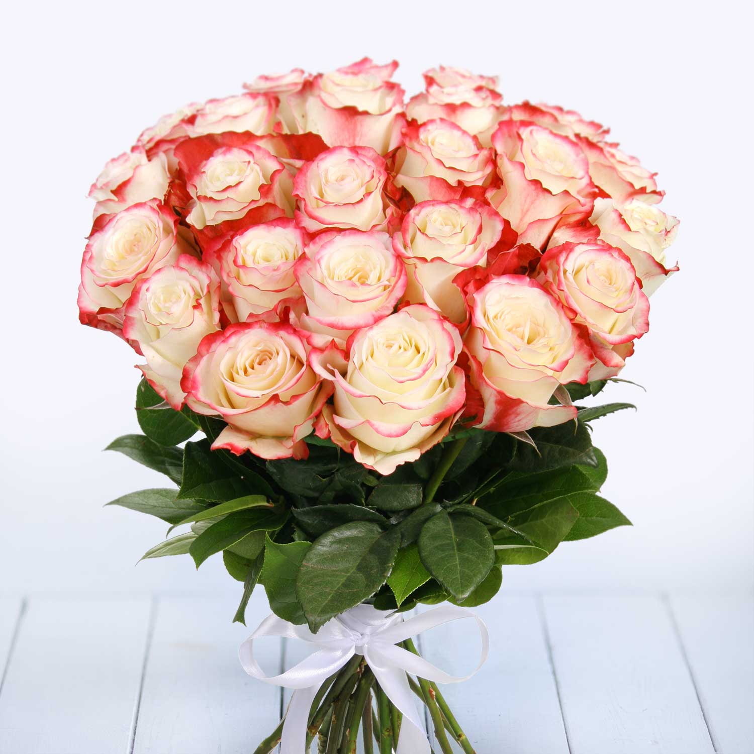 25 роз Свитнесс - Купить цветы