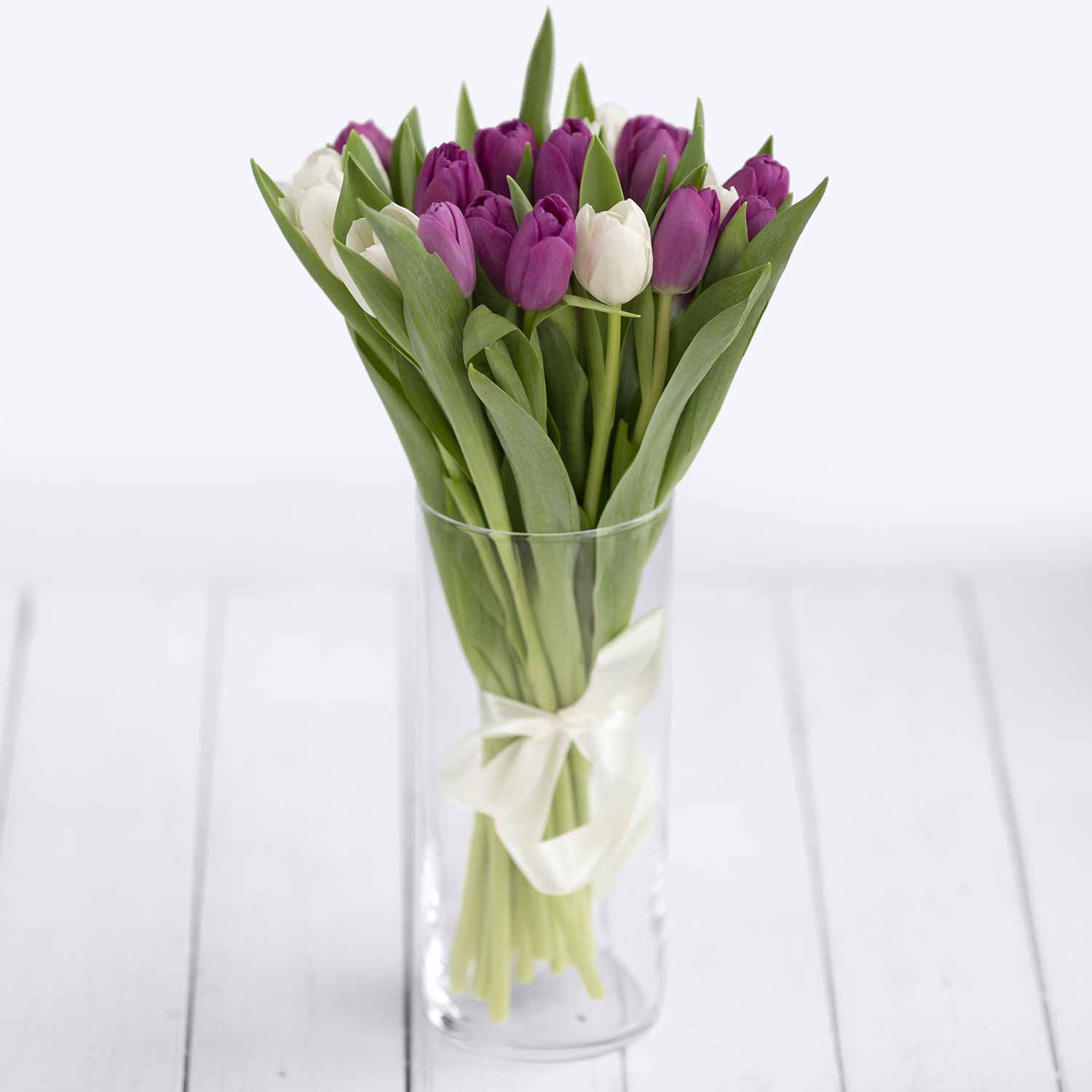 Букет из 19 тюльпанов Микс Ай Лап - Купить цветы