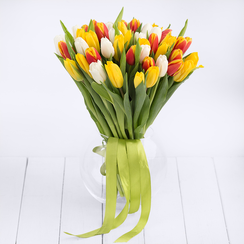 Тюльпаны. Букет из 45 тюльпанов Микс Спринг - Купить цветы