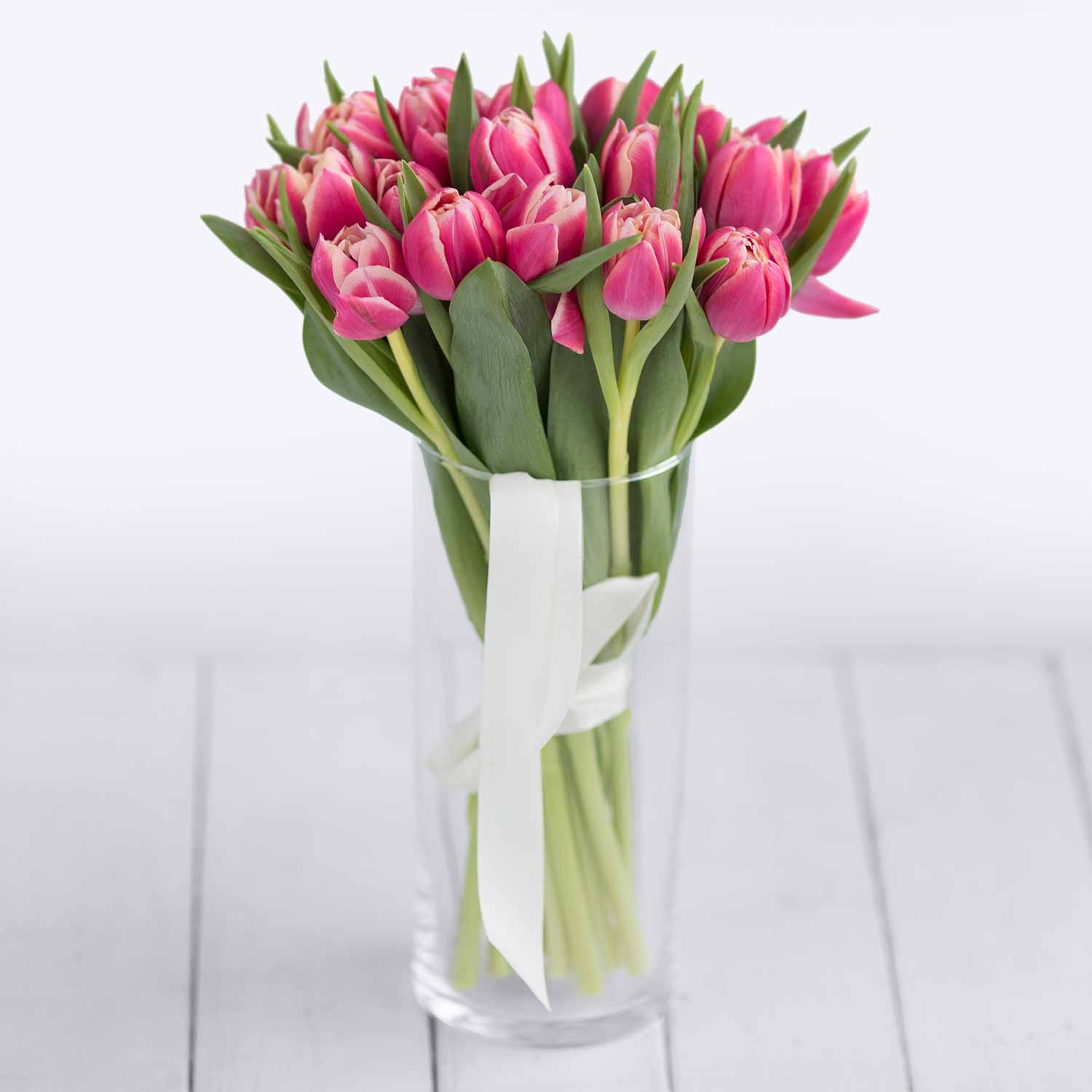 Букет из 21 пионовидного тюльпана Коламбусс - Купить цветы