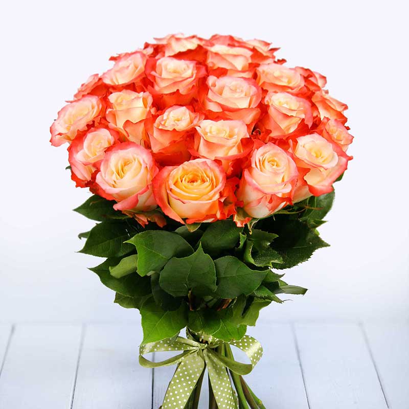 Букеты со скидкой 25%. 25 роз Кабарет - Купить цветы