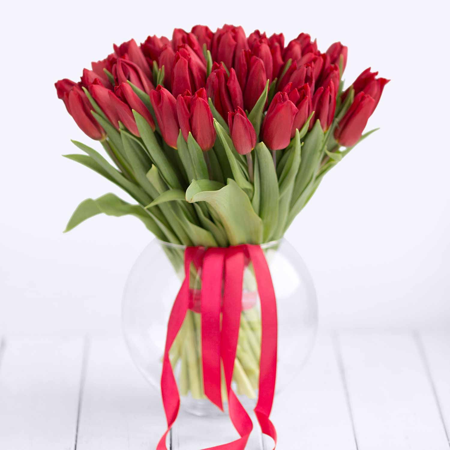 Красные тюльпаны поштучно - Купить цветы