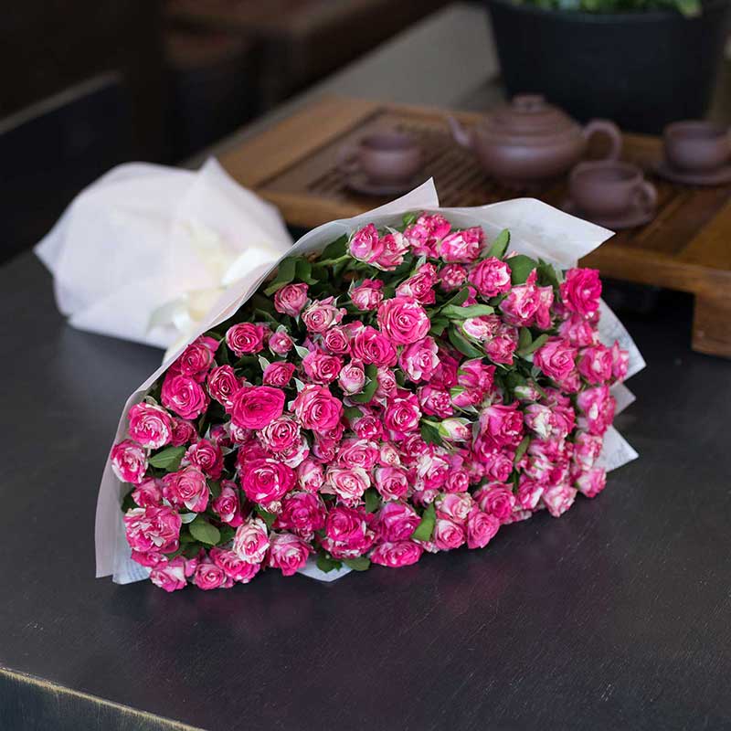 25 роз. Кустовая роза Файер Воркс 50/60 см 25 шт - Купить цветы