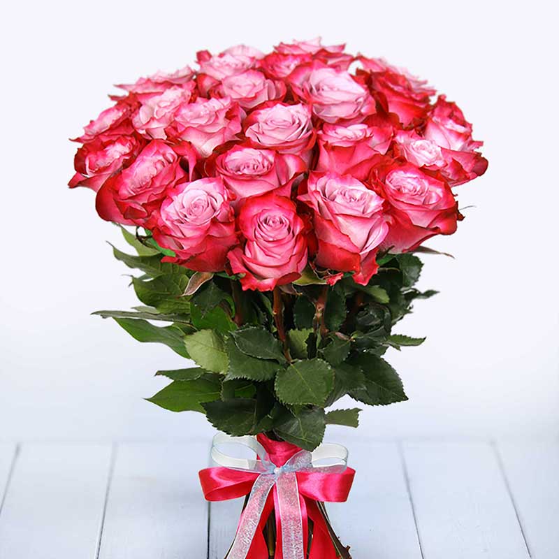 Недорогие букеты. 25 роз Дип Перпл - Купить цветы